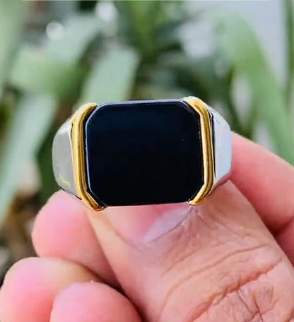 The Knight Ring
