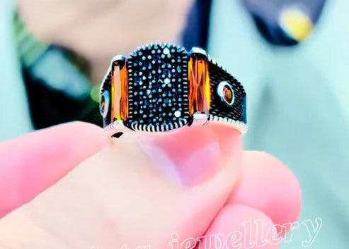 The Rich Black Ring